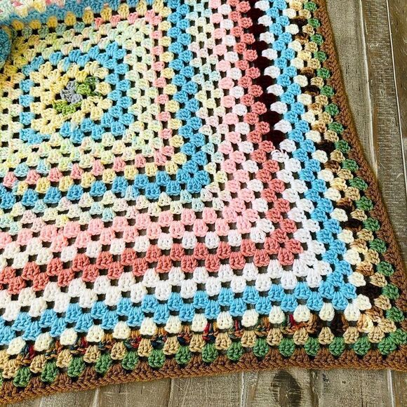 Handmade Vintage Crochet Afghan Throw Baby Blanket - Picture 2 of 5